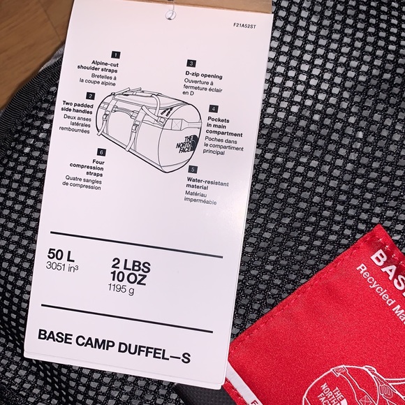 NWT The North Face Base Camp Duffel, Small - Picture 11 of 14